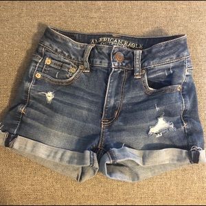 American Eagle Outfitter - Hi Rise Shortie size 0